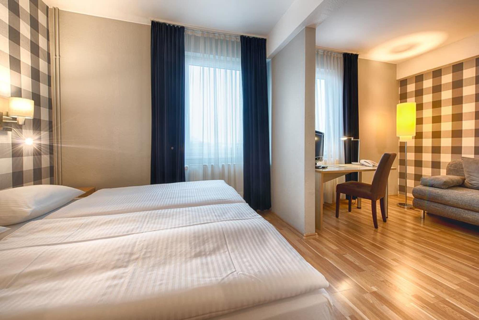 Enjoy Hotel Berlin City Messe Luaran gambar