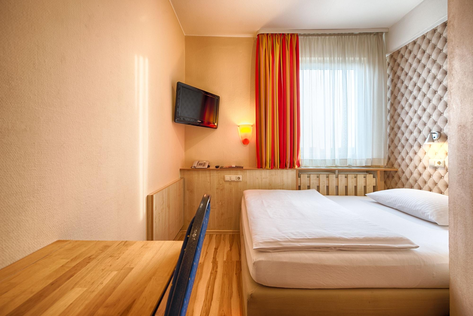 Enjoy Hotel Berlin City Messe Luaran gambar